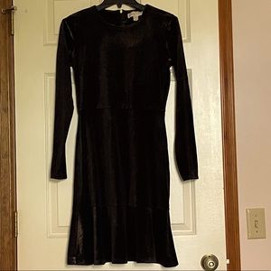 Like new MICHAEL Michael Kors Black & Gold Metallic Dress Size S